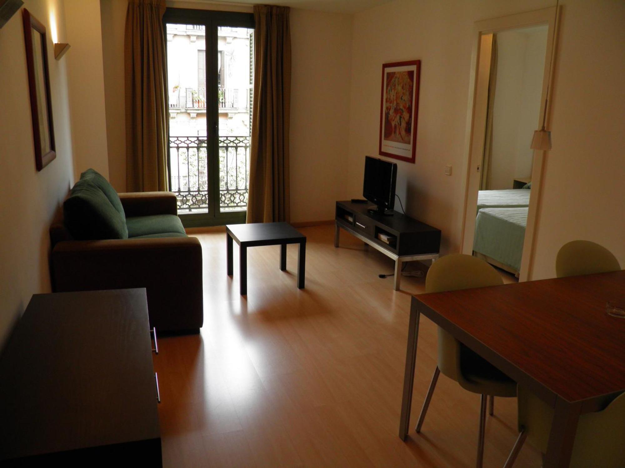 Apartaments Sant Jordi Fontanella — Photos 3